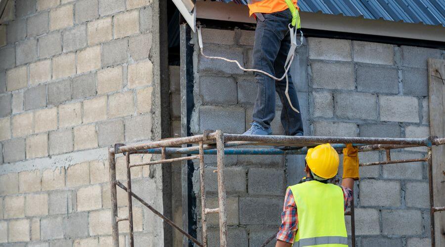 Expert Emergency Roof Repairs services in East Waterford, PA